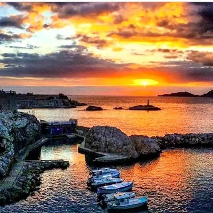 Apartment Une Casa Chic Vallon Des Auffes Marseille